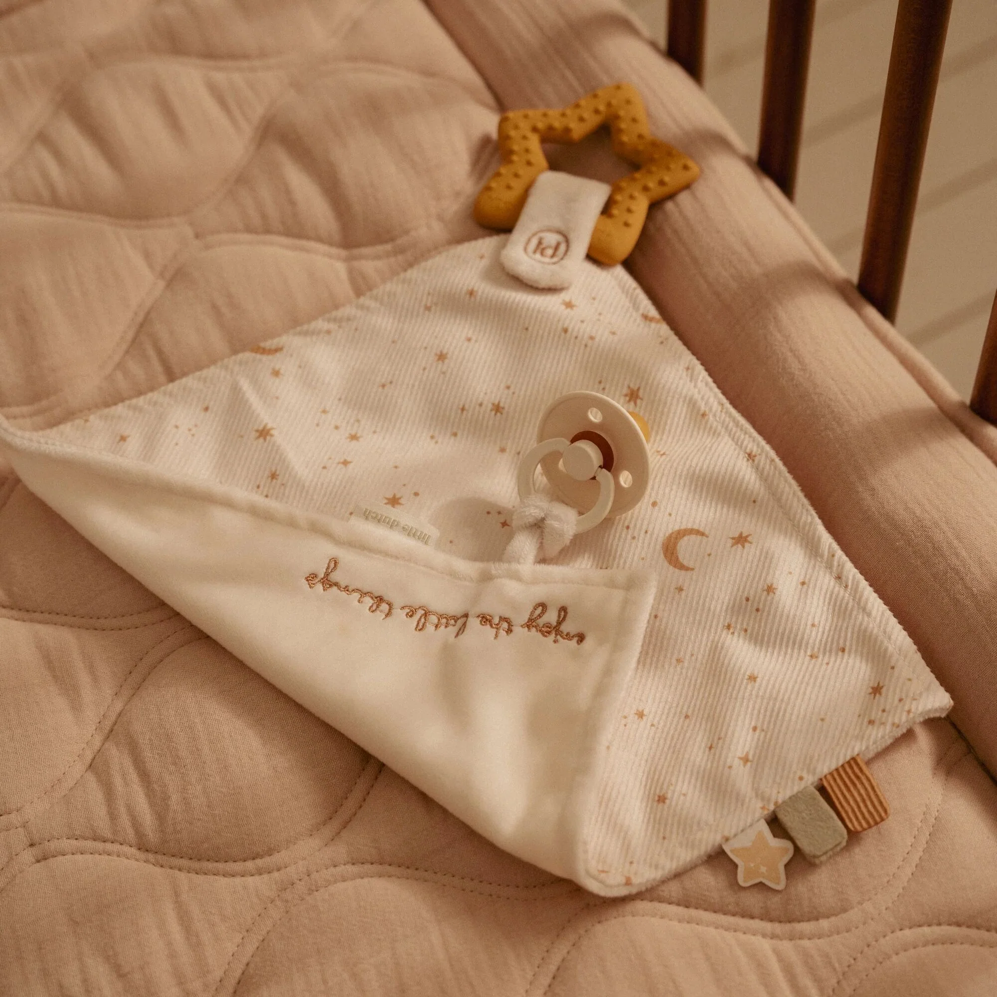 Cuddle Cloth with Teething Ring - Image 11