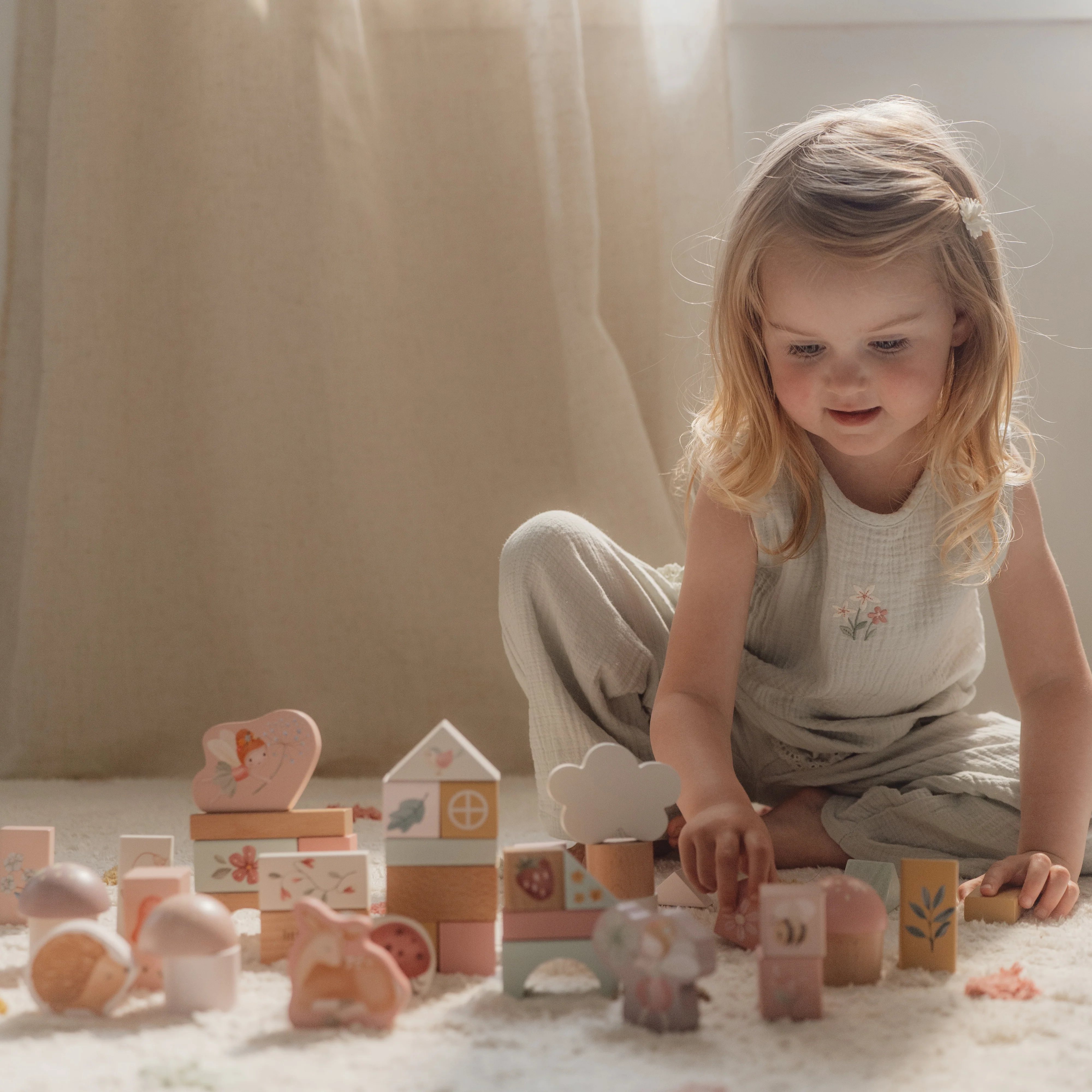 Wooden Building Block Set - Fairy Garden - Image 4