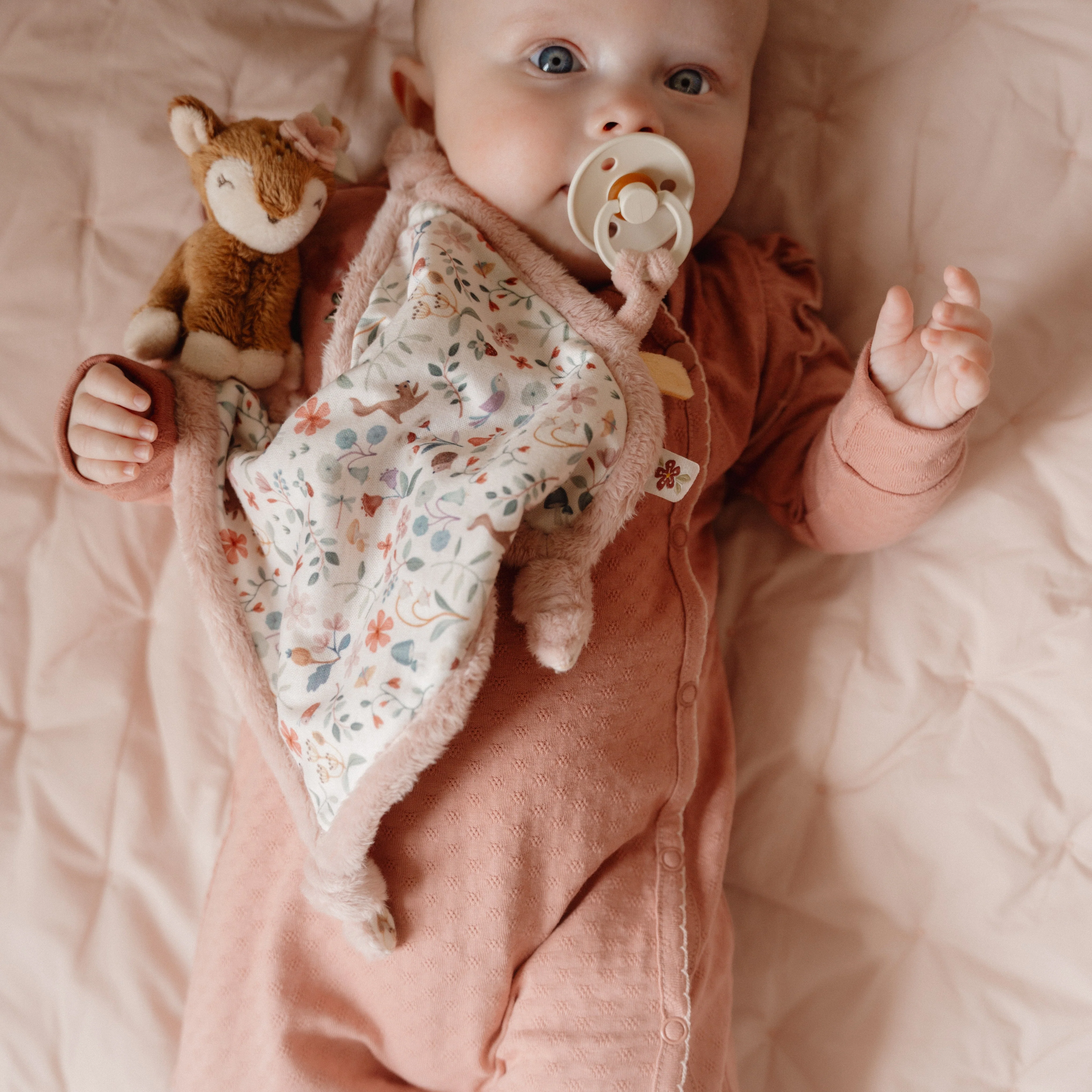 Cuddle Cloth Deer Print - Fairy Garden - Image 6
