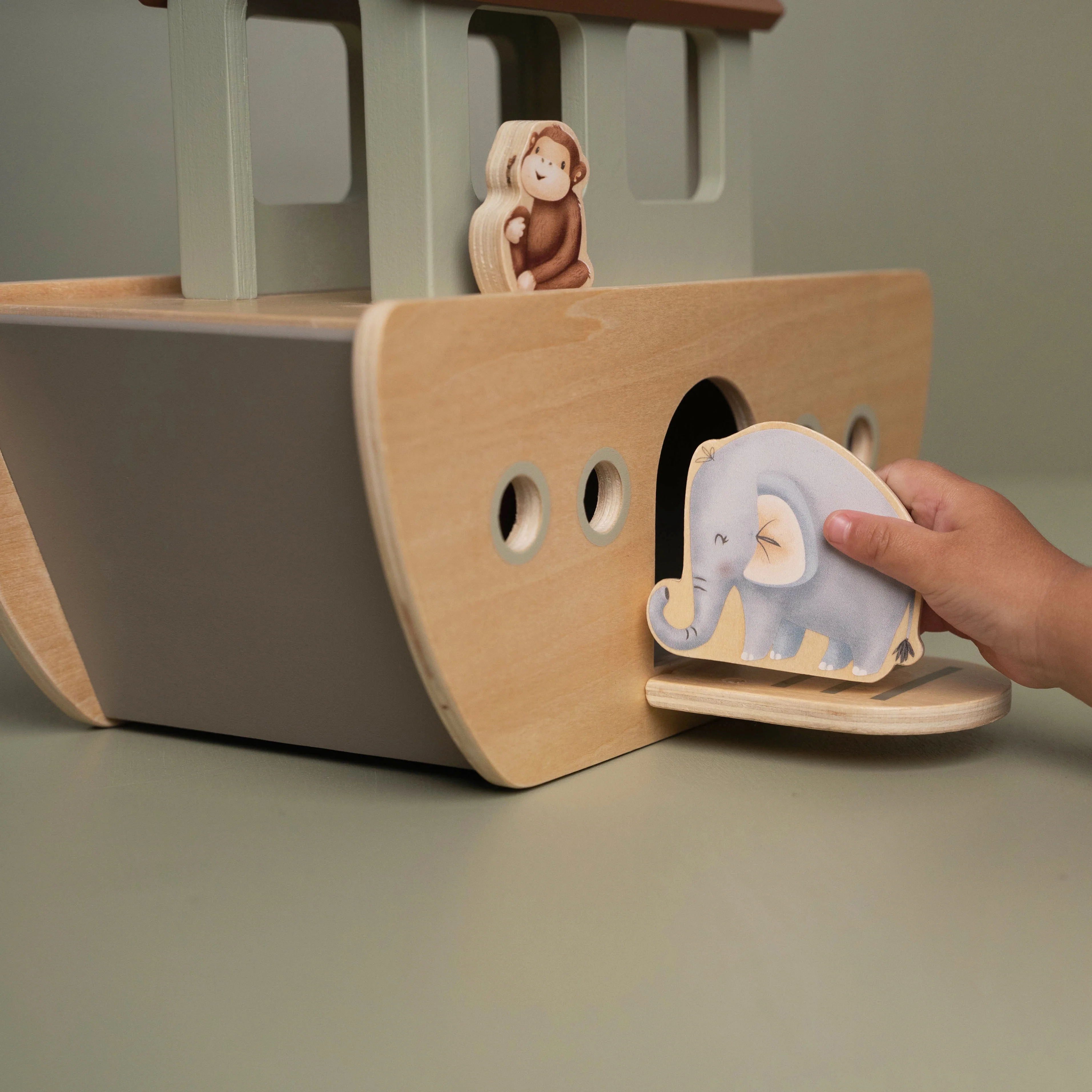 Wooden Noah's Ark Playset - Image 3