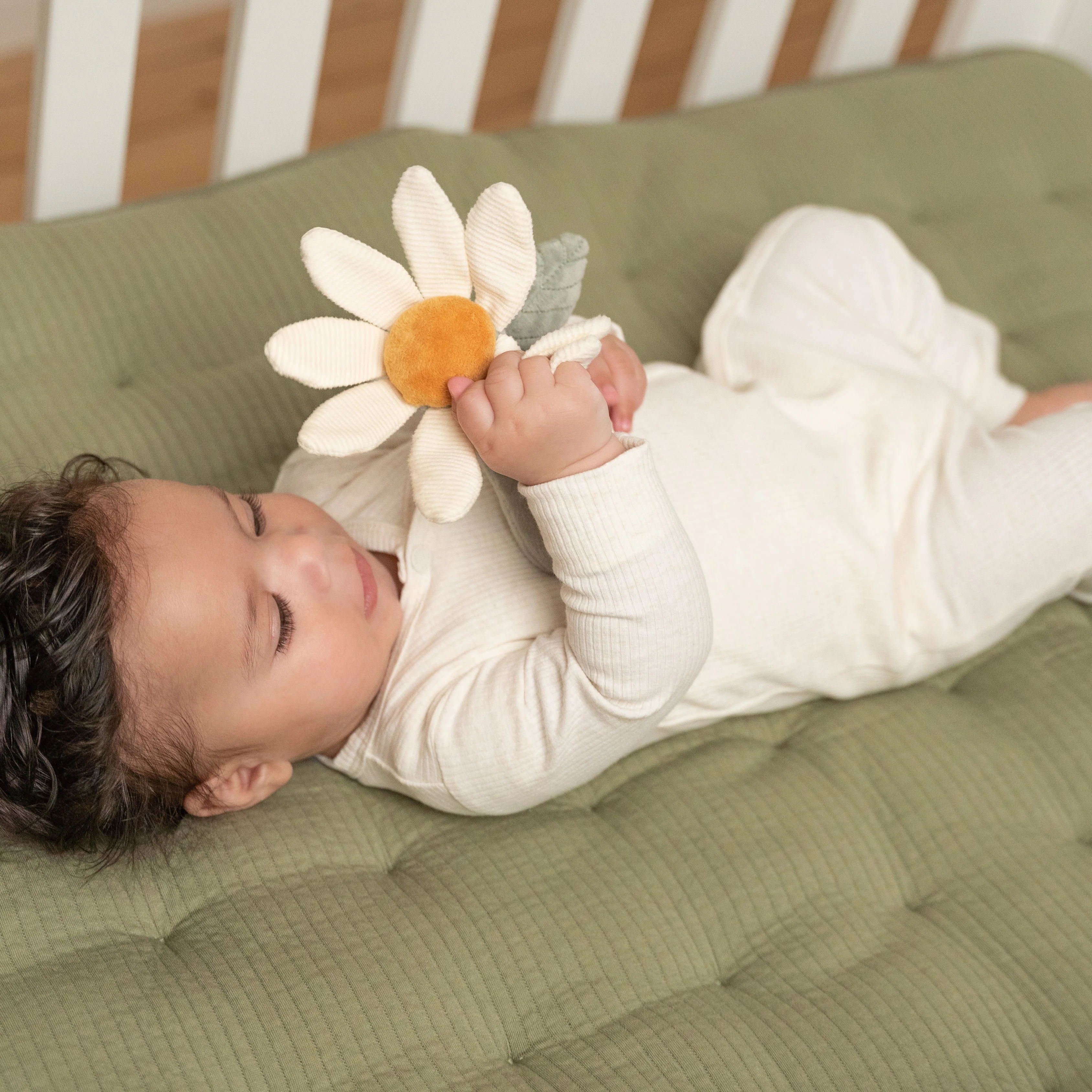 Flower Rattle - Little Farm - Image 4