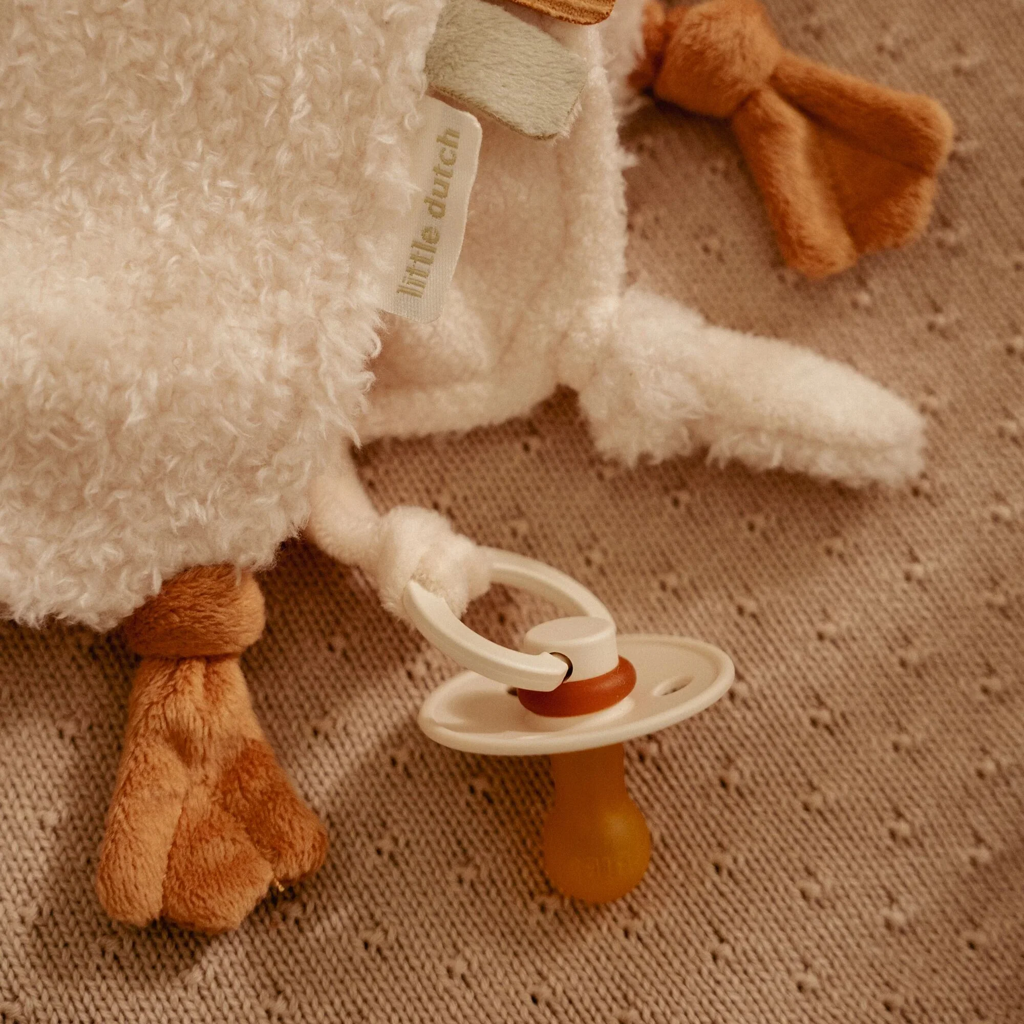 Little Goose Cuddle Cloth - Image 4