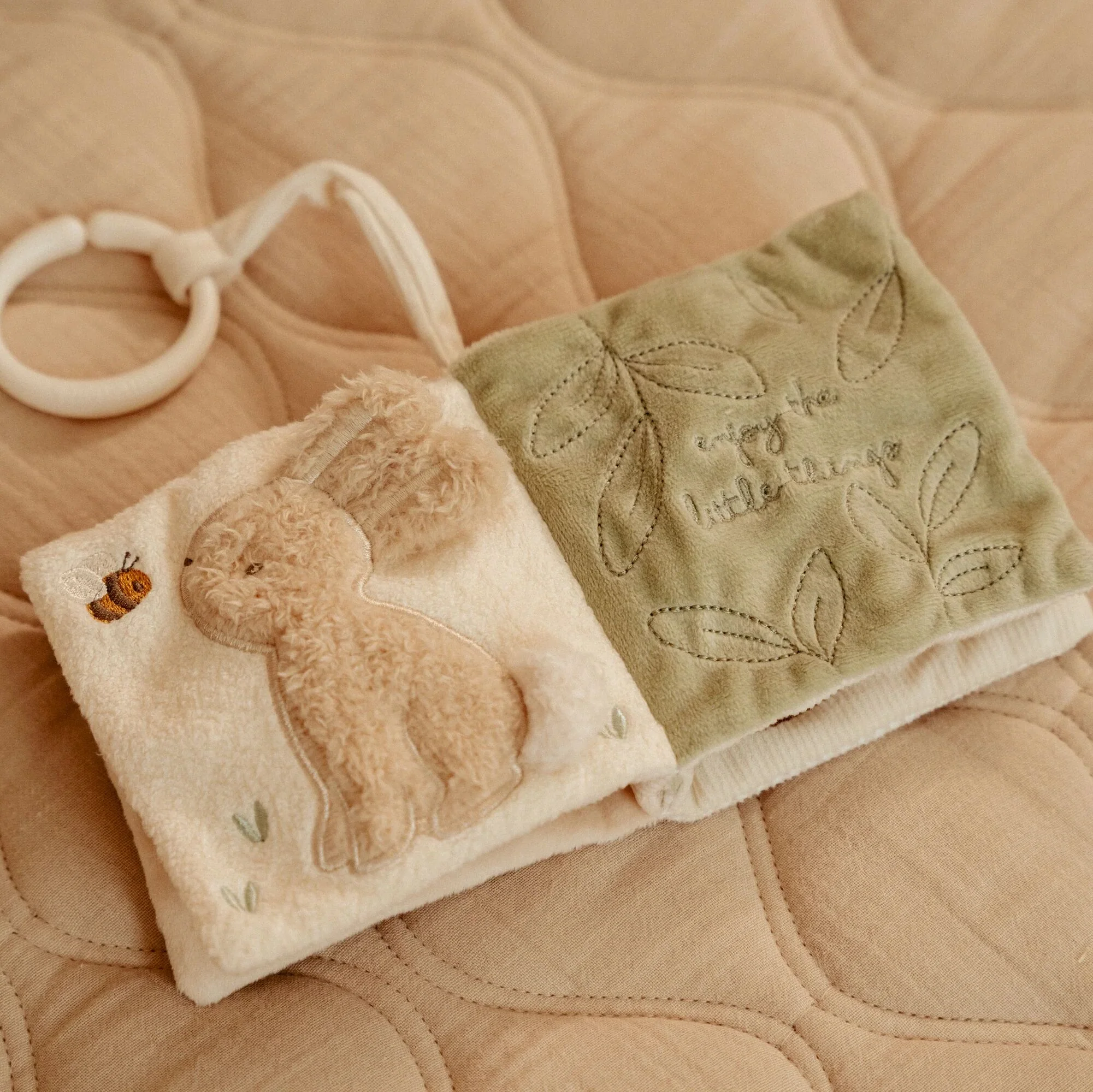 Little Goose Stroller Book - Image 4