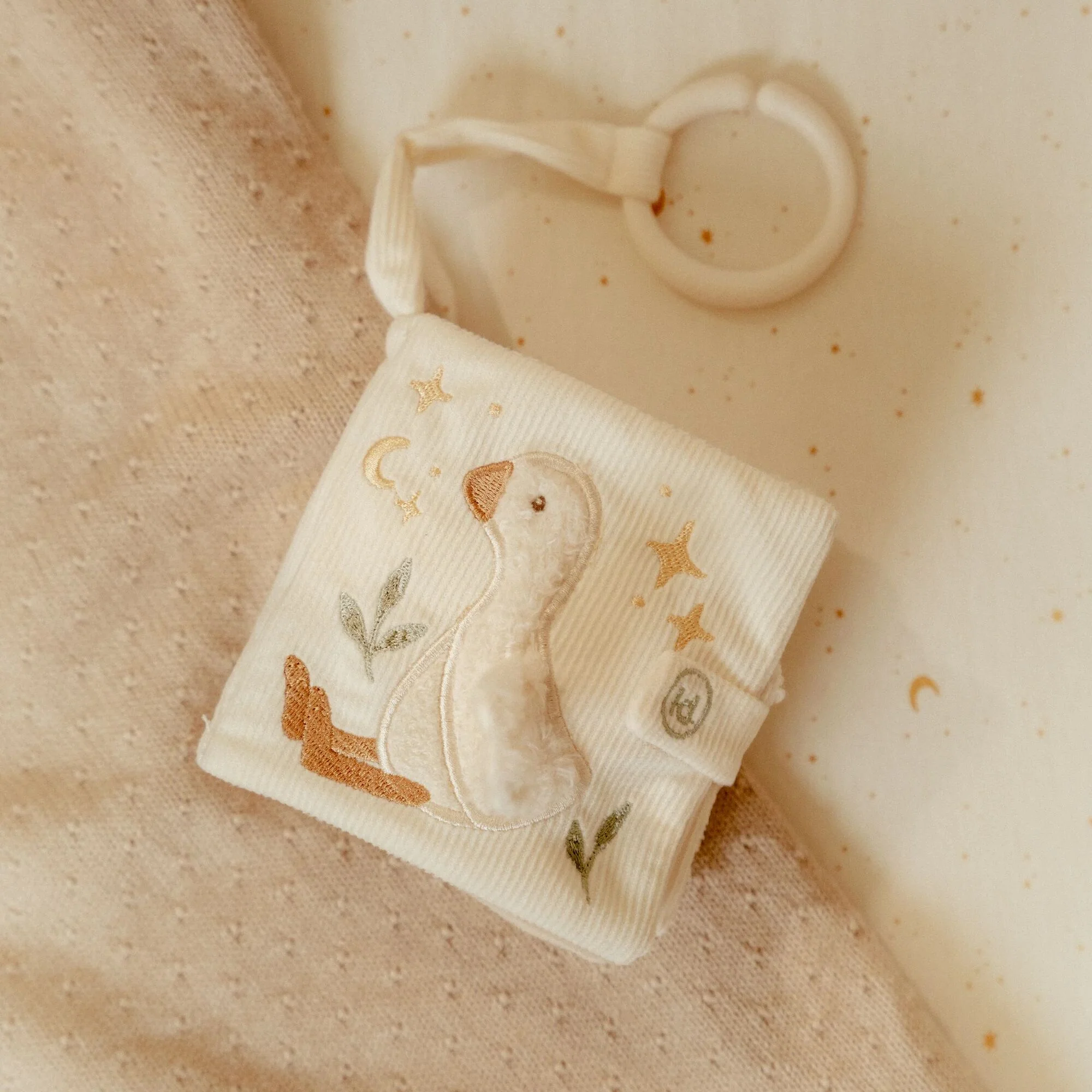 Little Goose Stroller Book - Image 7
