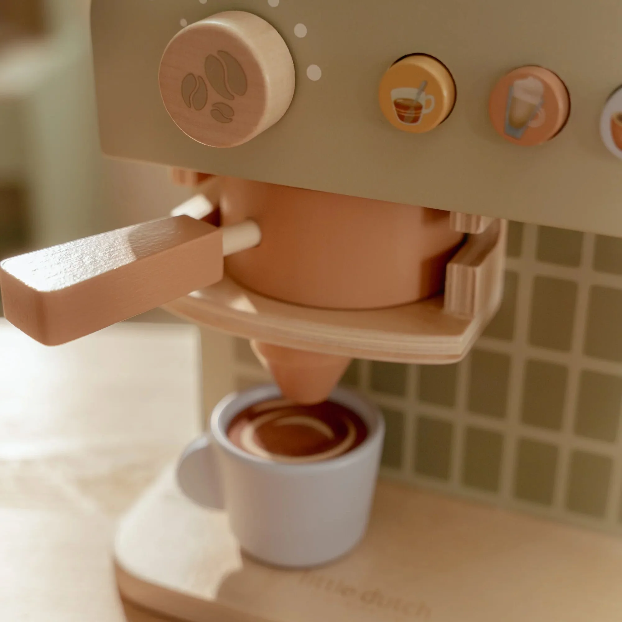 Wooden Coffee Machine - Image 8