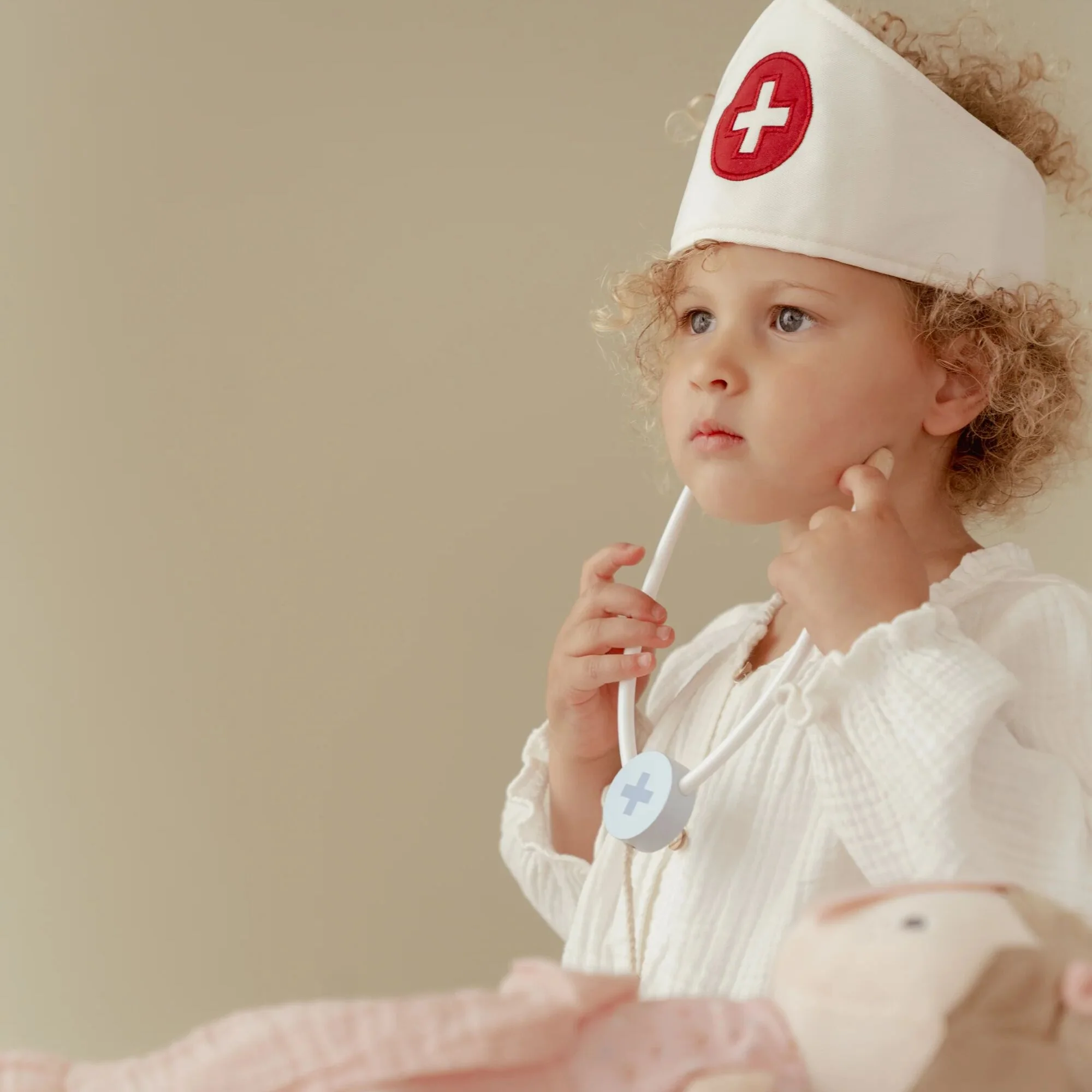 Wooden Doctor Play Set - Image 4