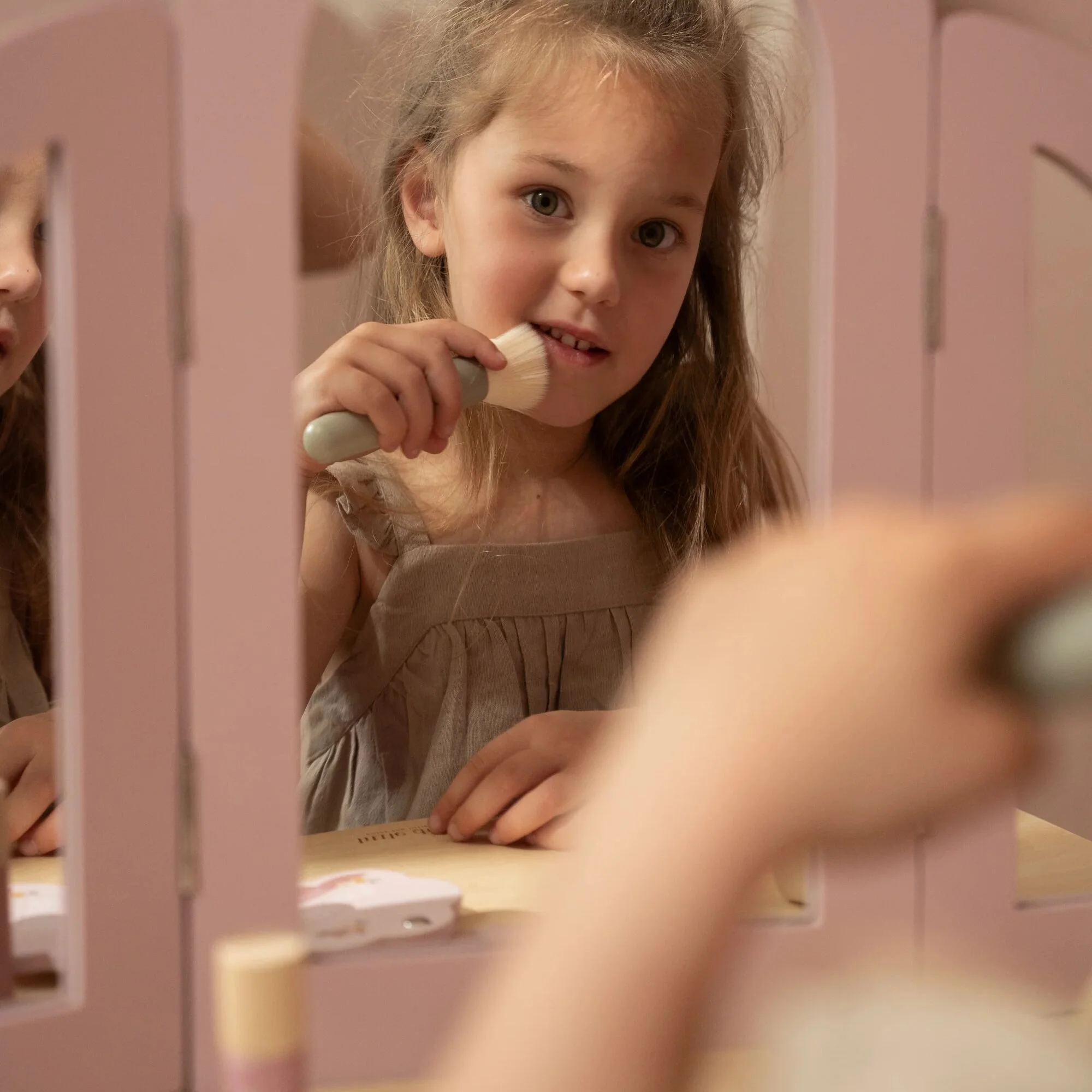 Large Dressing Table with Mirror - Image 8