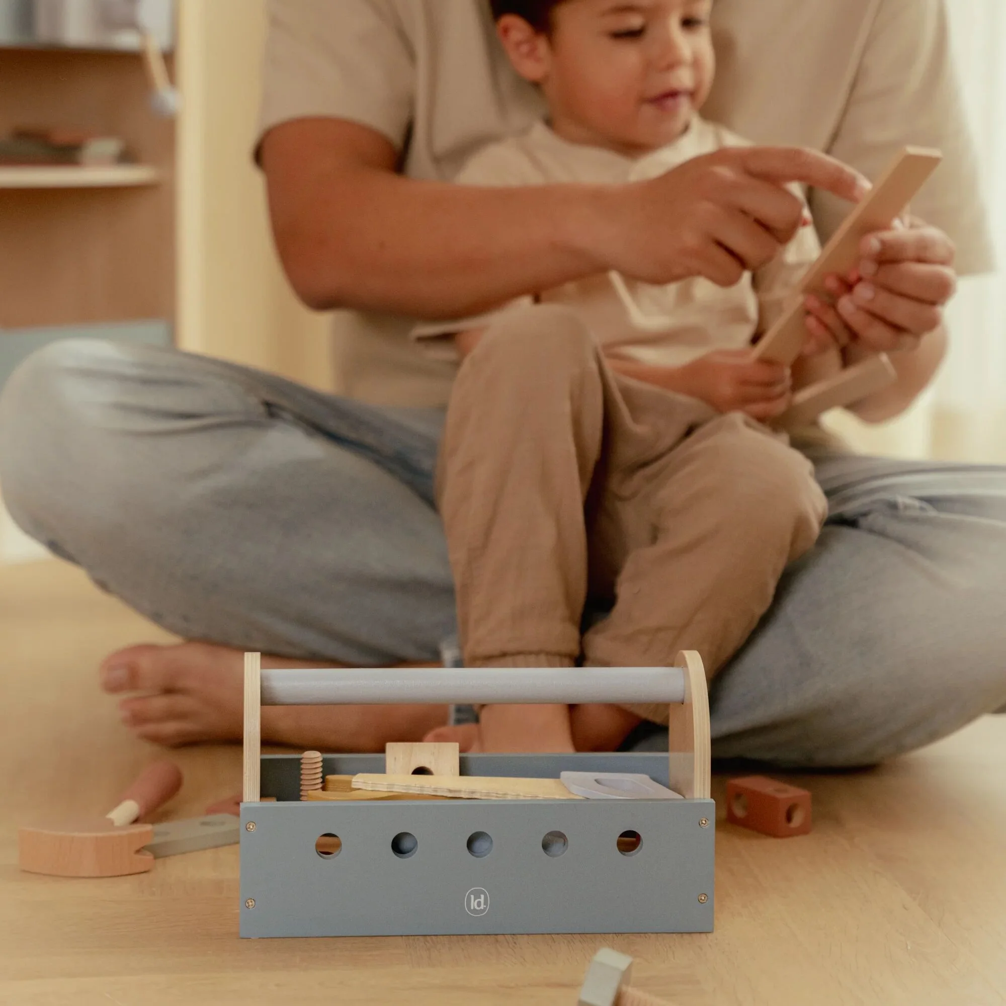 Wooden Toolbox - Image 3
