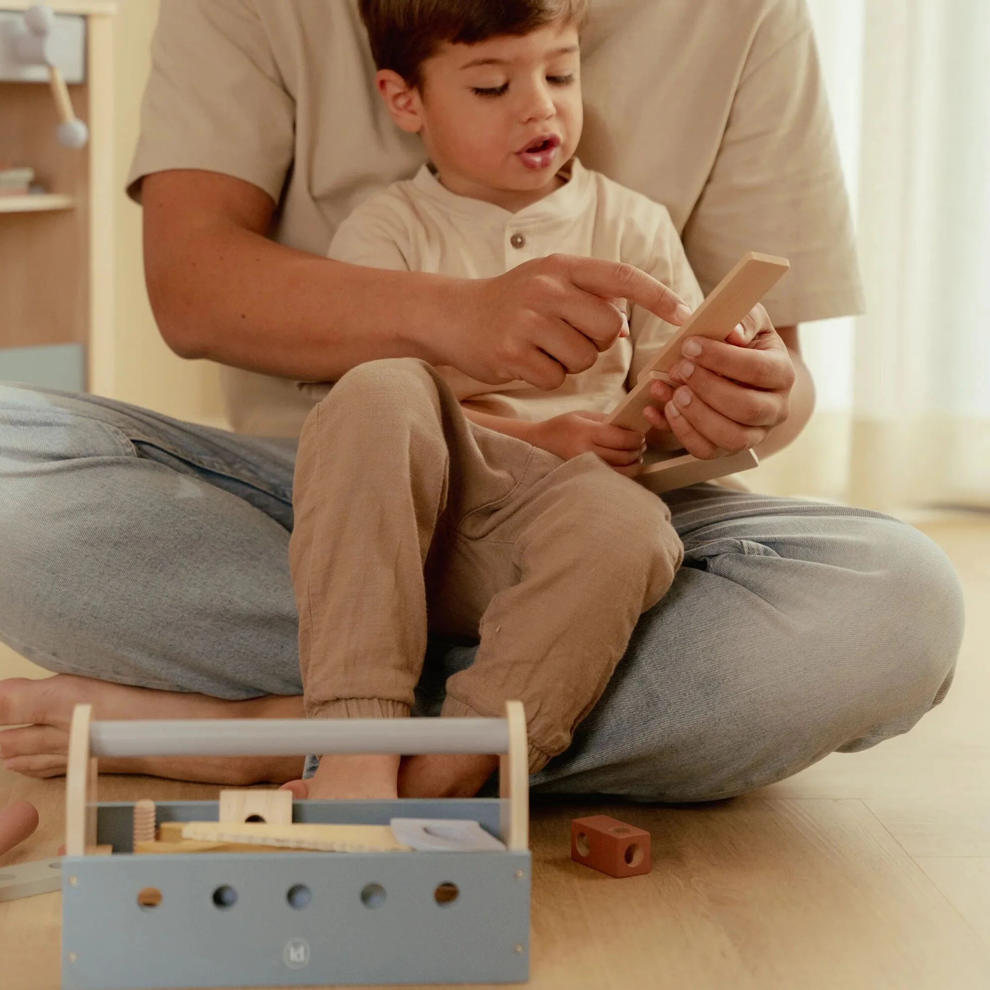 Wooden Toolbox - Image 9