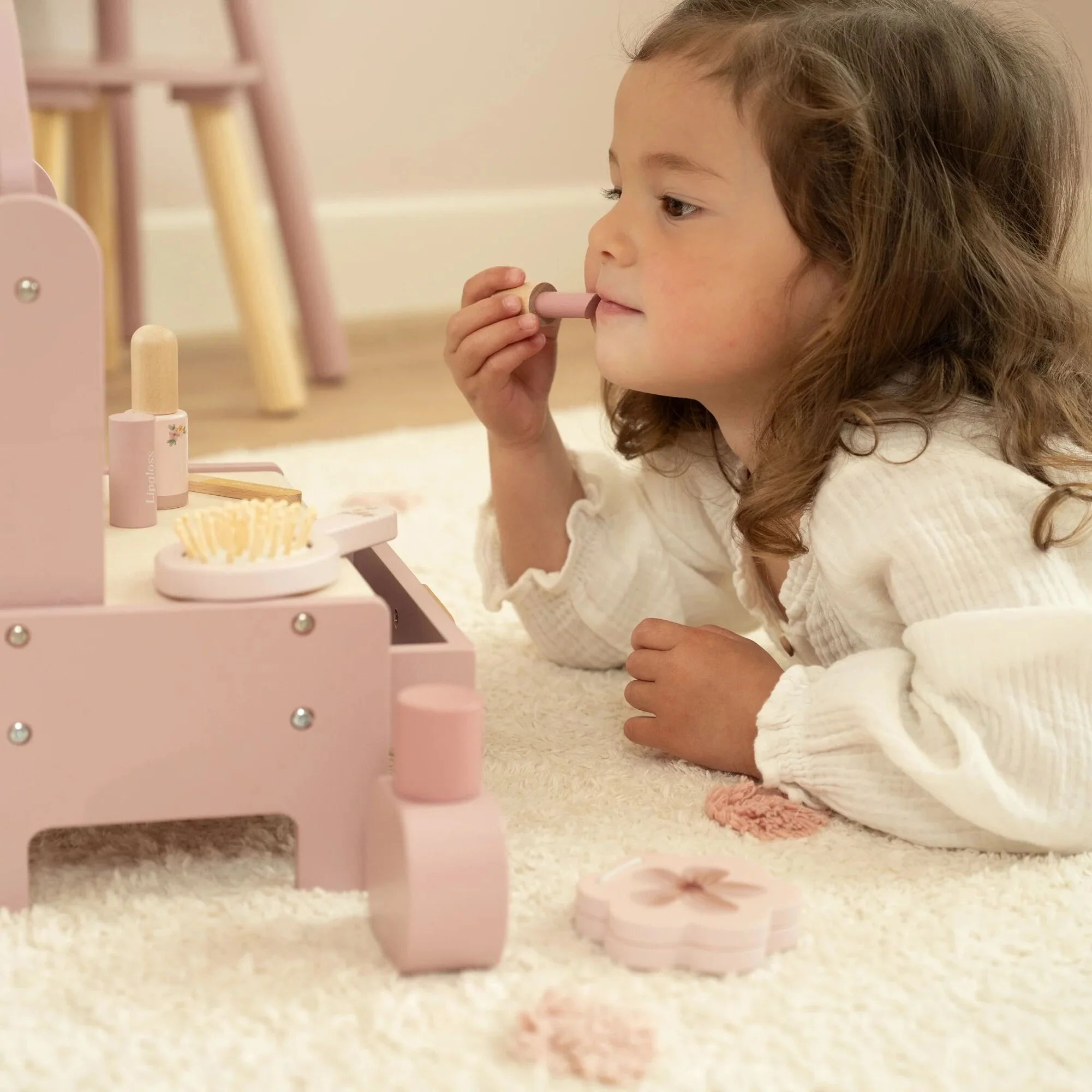 Little Dressing Table with Mirror - Image 8