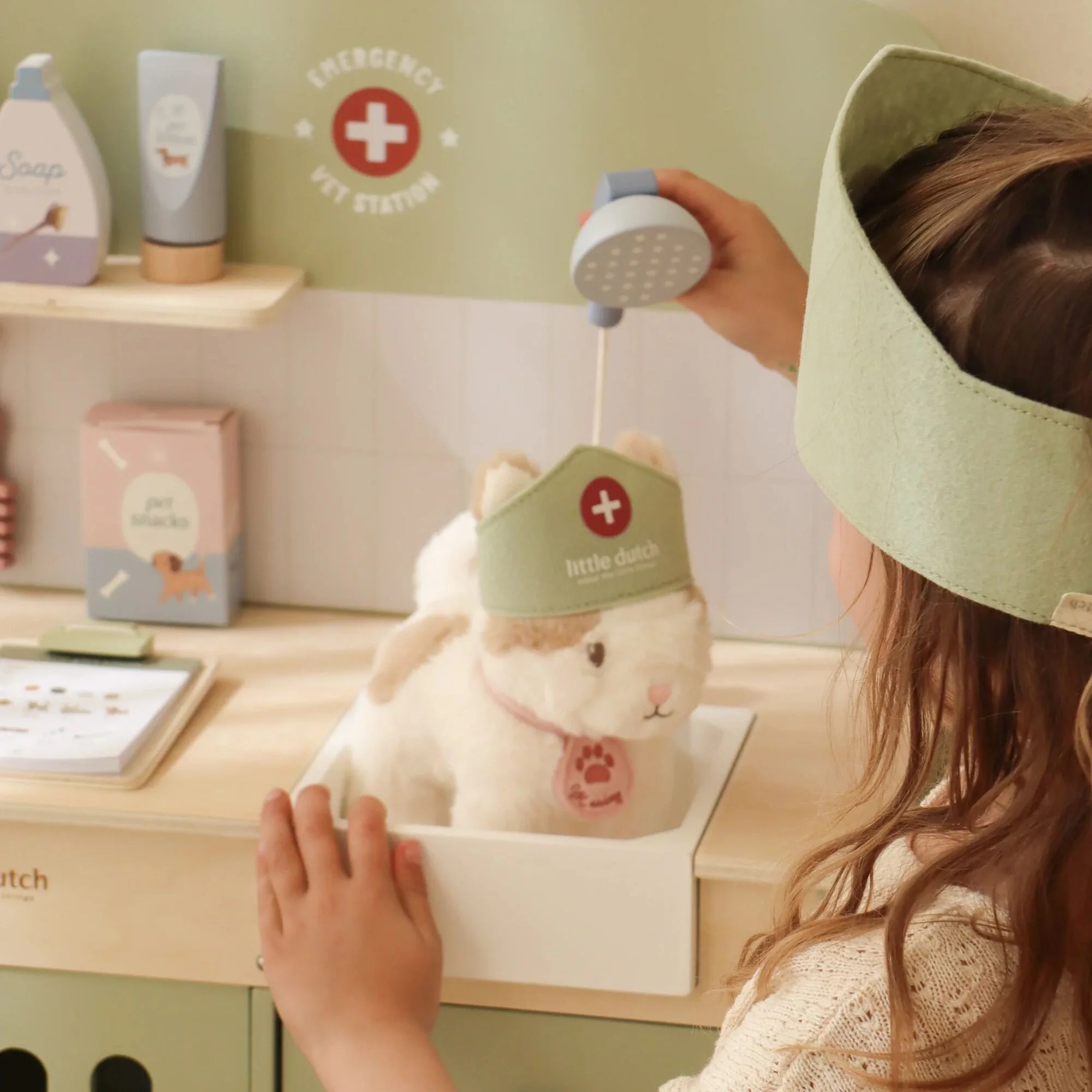 Wooden Play Veterinary Set - Image 7