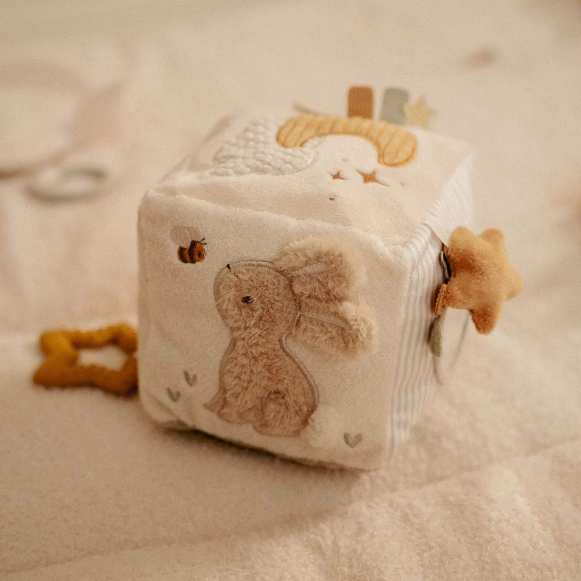 Soft Goose Activity Cube - Image 2