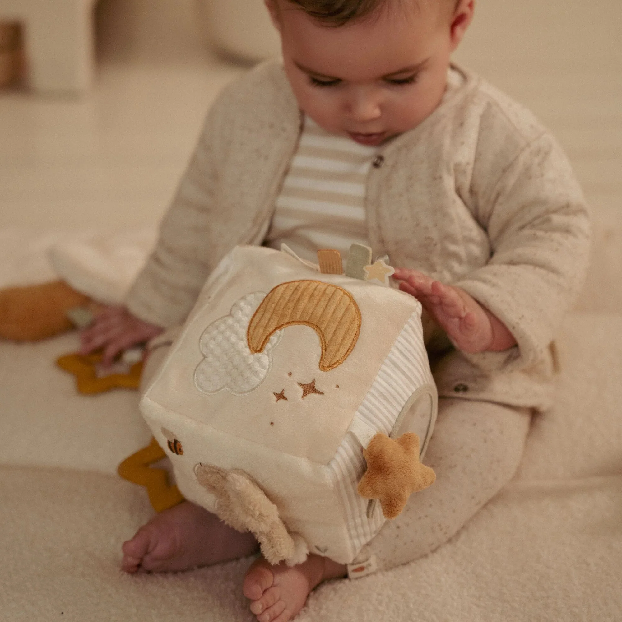Soft Goose Activity Cube - Image 8
