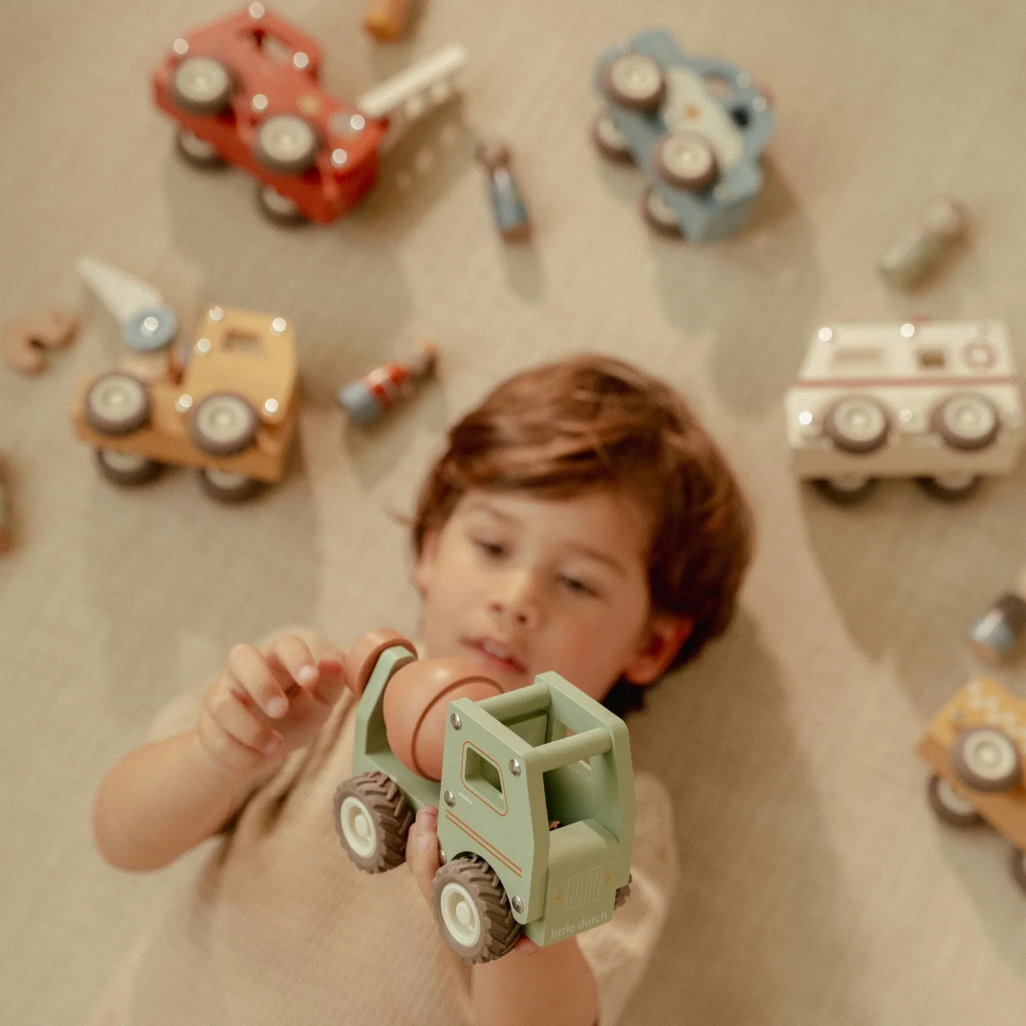 Wooden Cement Truck - Image 6