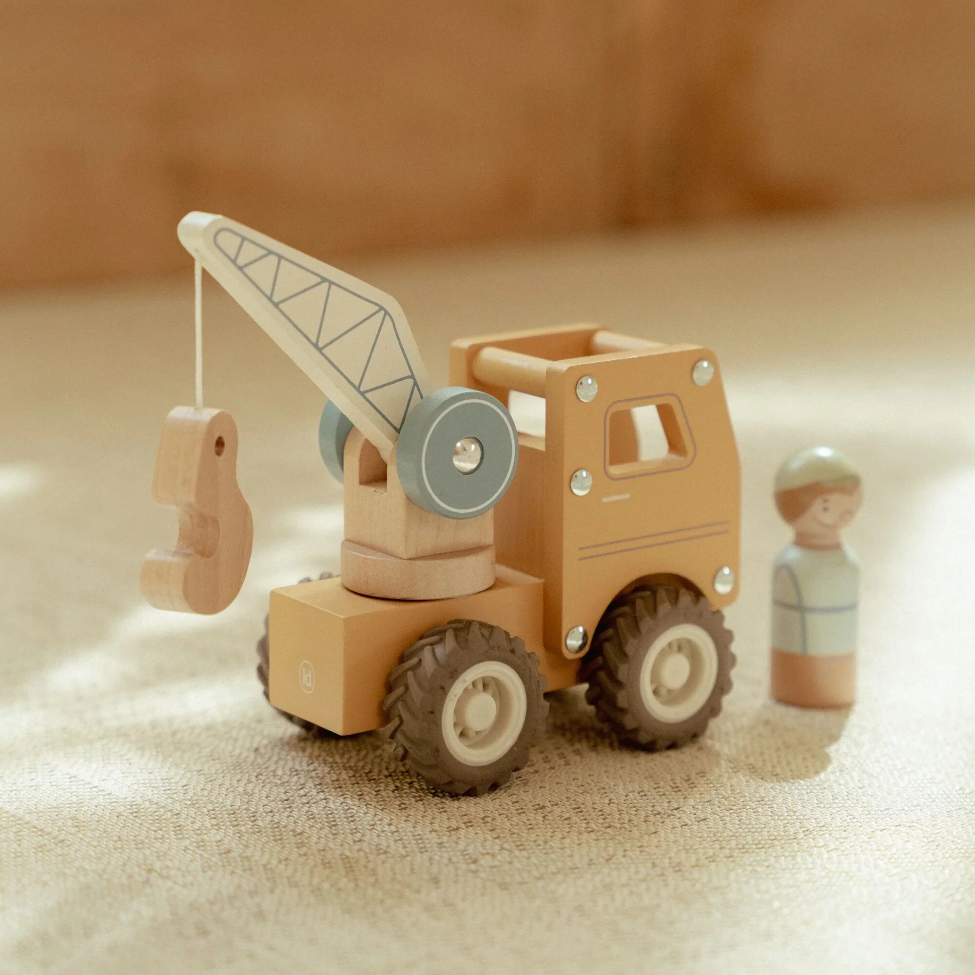 Wooden Crane Truck - Image 3