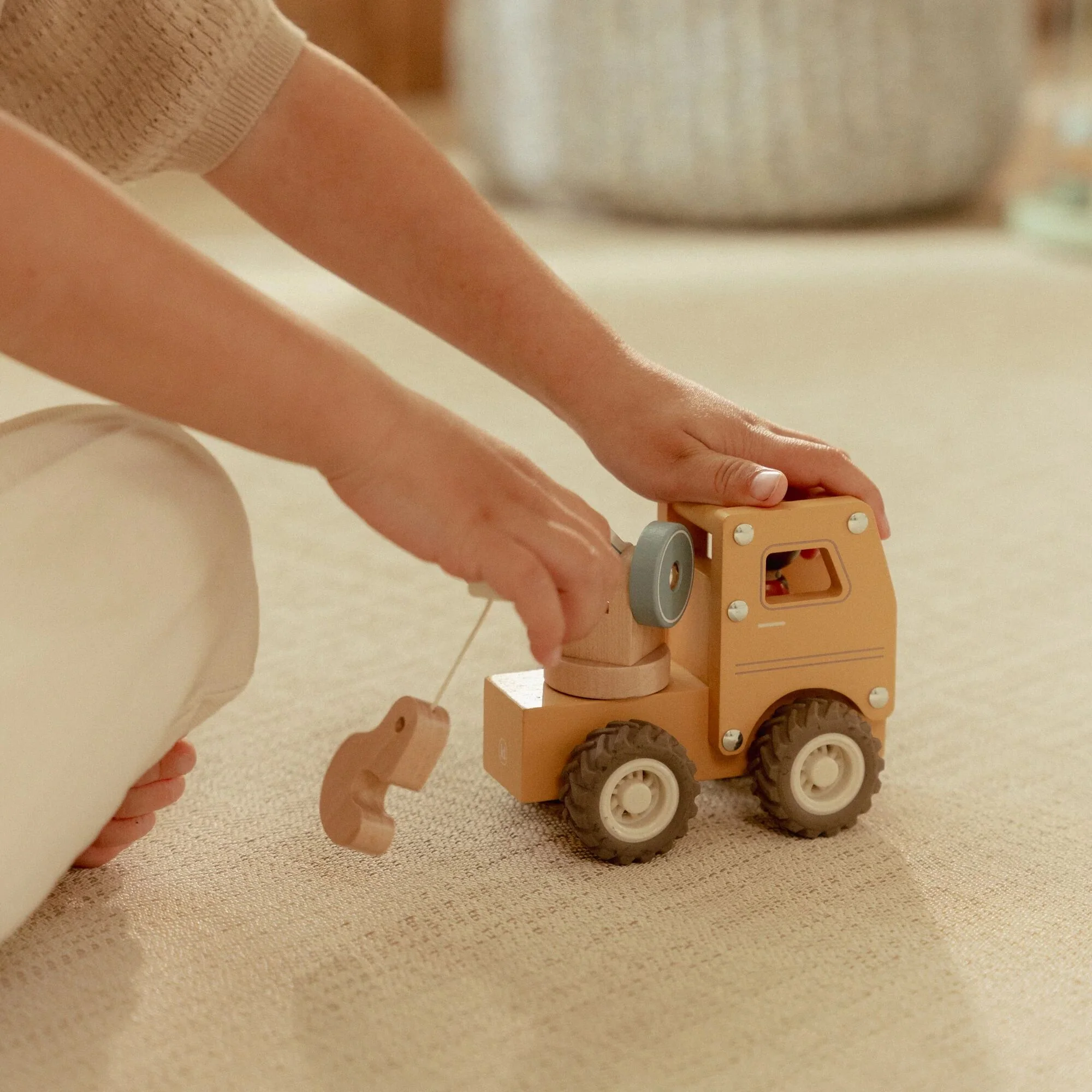 Wooden Crane Truck - Image 4