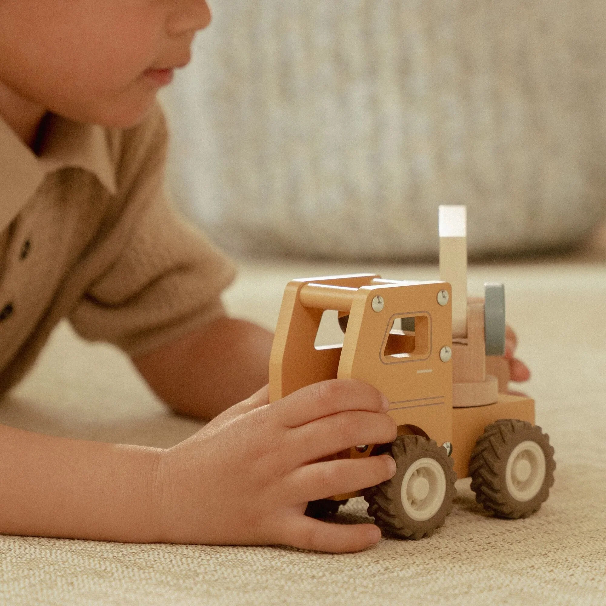 Wooden Crane Truck - Image 5