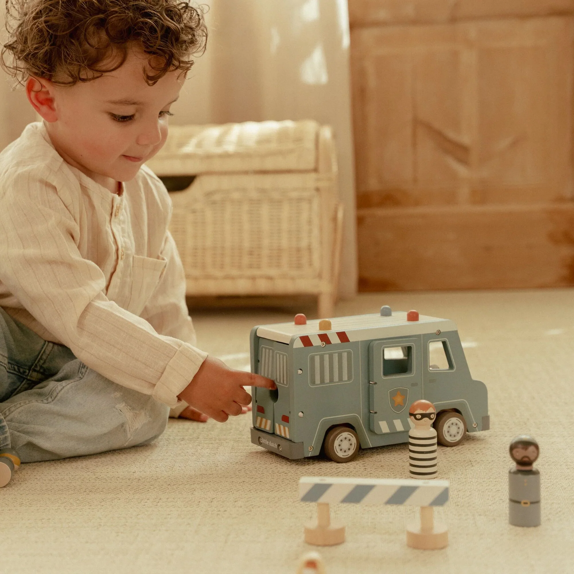 Wooden Police Van - Image 3