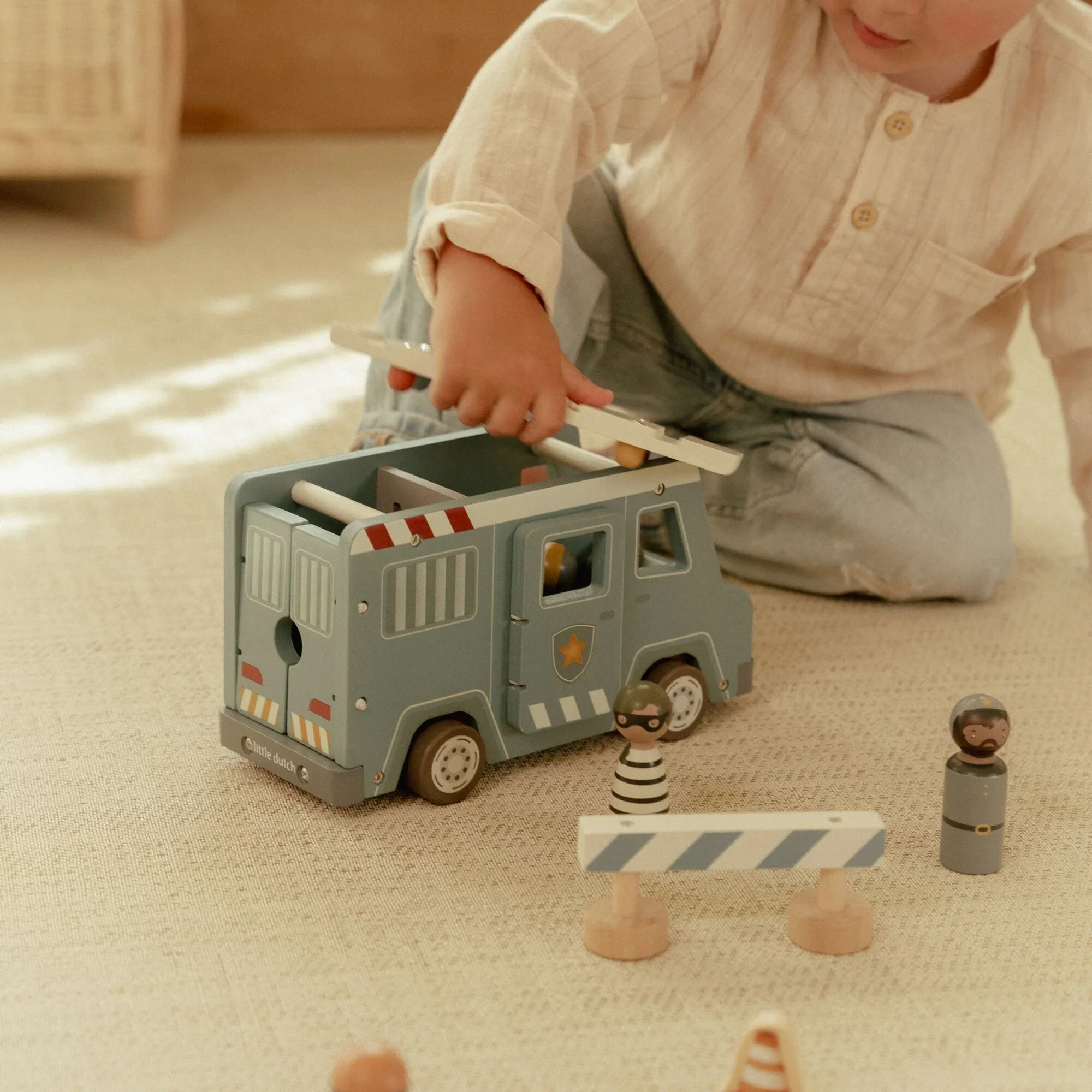 Wooden Police Van - Image 5