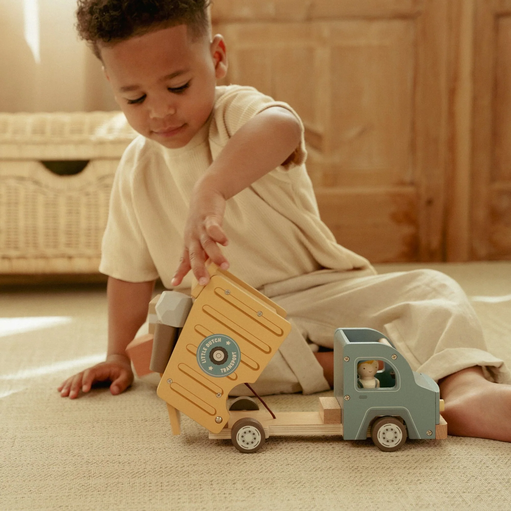 Wooden Dump Truck - Image 6
