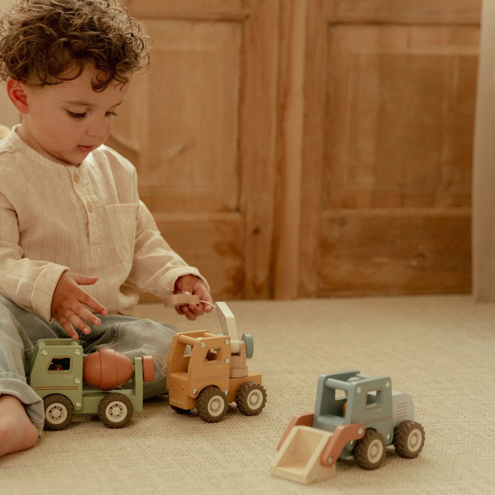 Wooden Bulldozer - Image 3