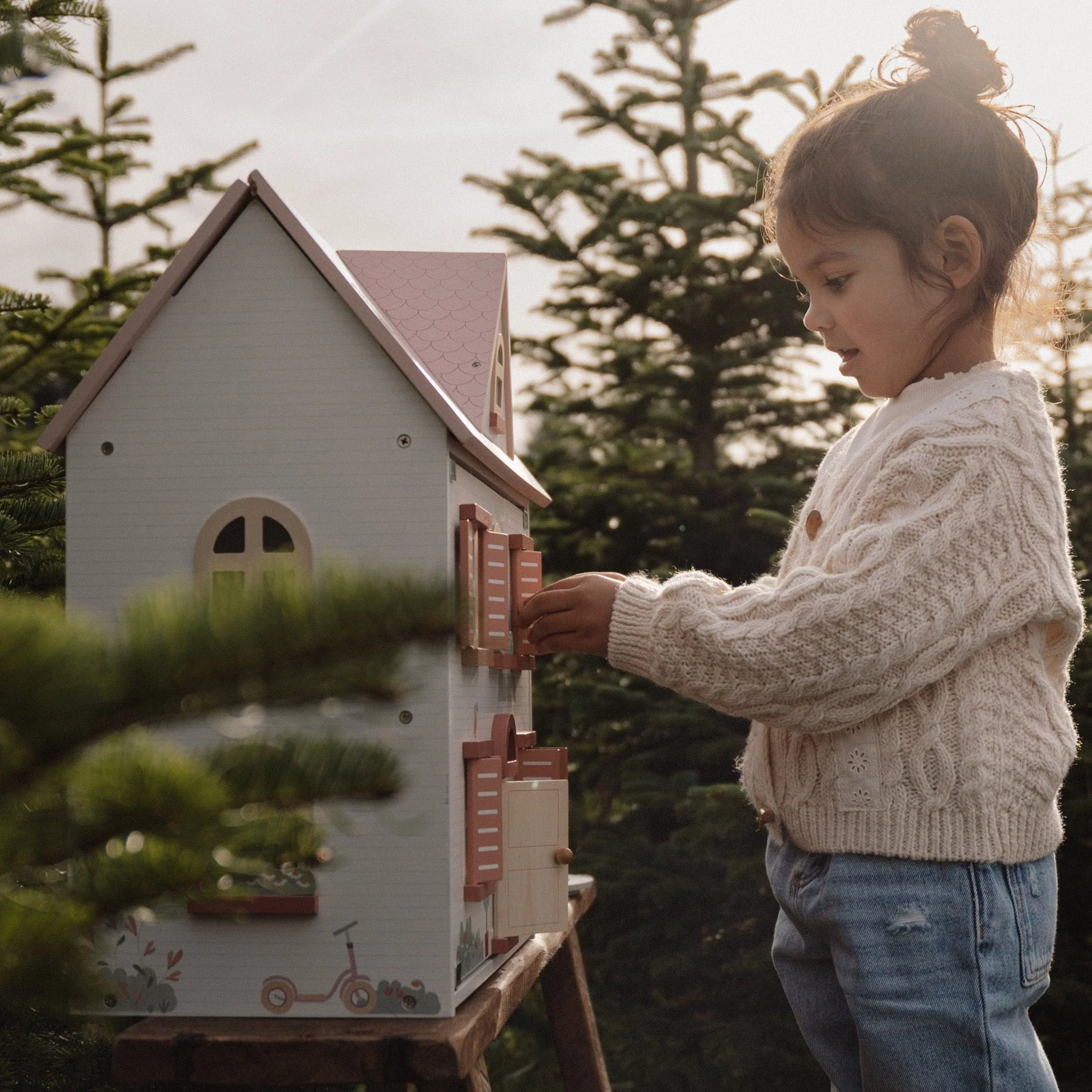 Wooden Doll House - Medium - Image 13