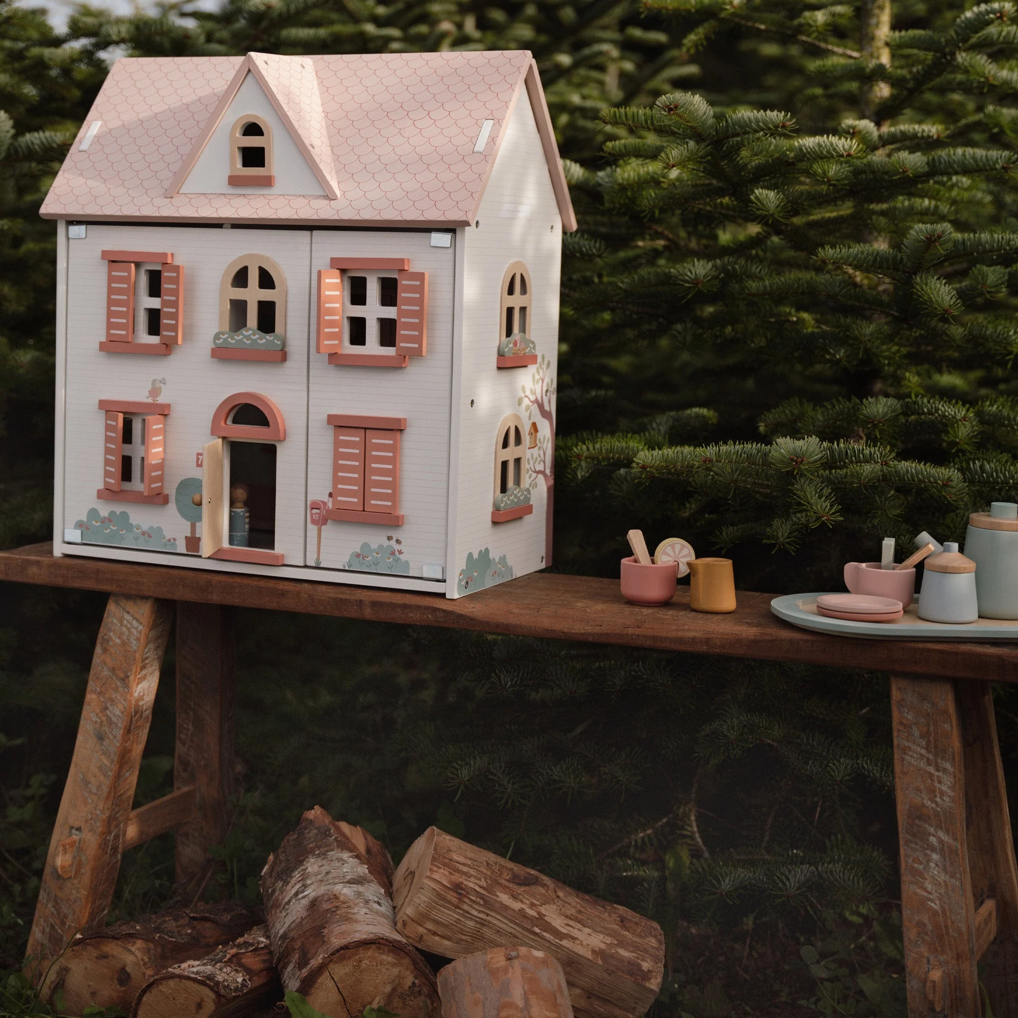 Wooden Doll House - Medium - Image 15