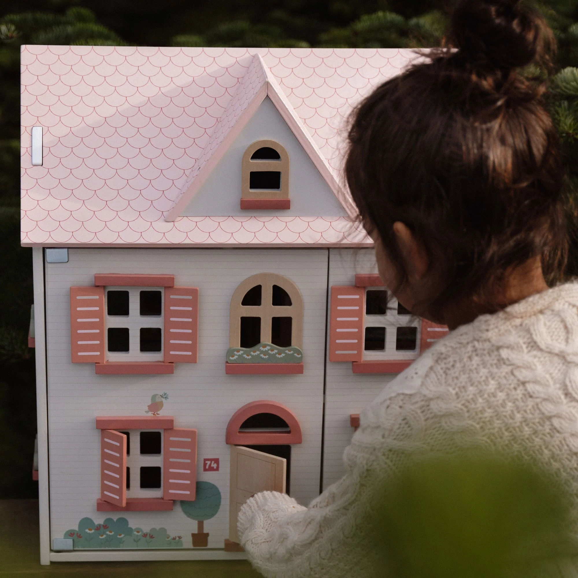Wooden Doll House - Medium - Image 9