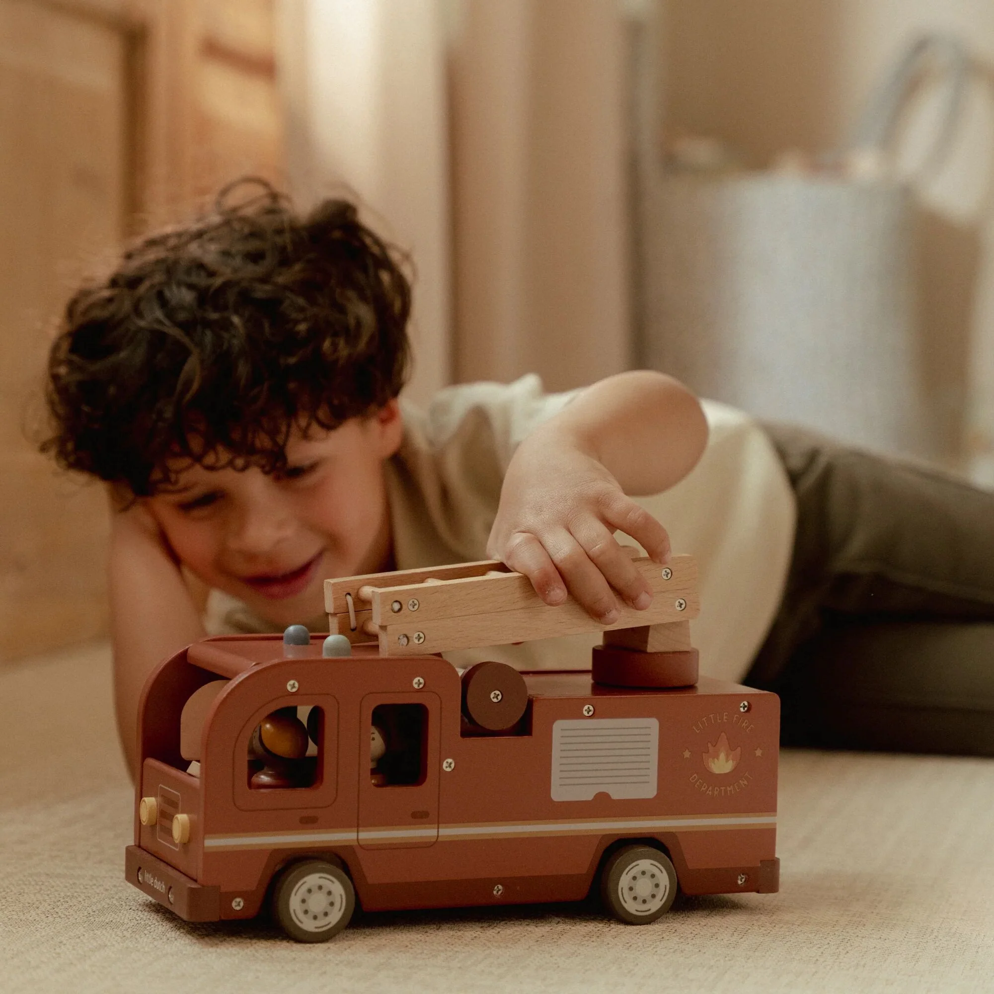 Wooden Fire Truck Set - Image 7