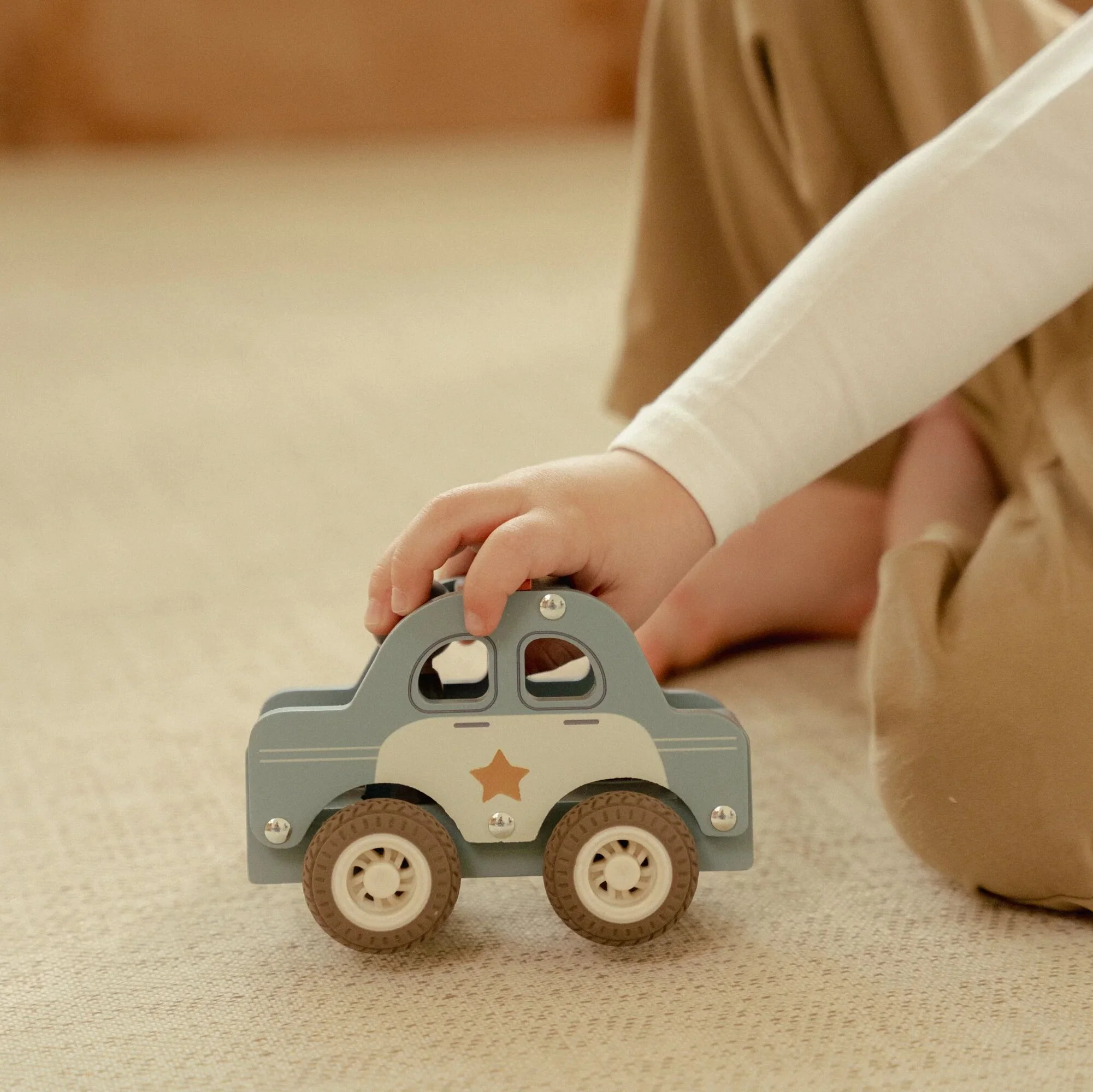 Wooden Police Car - Image 11