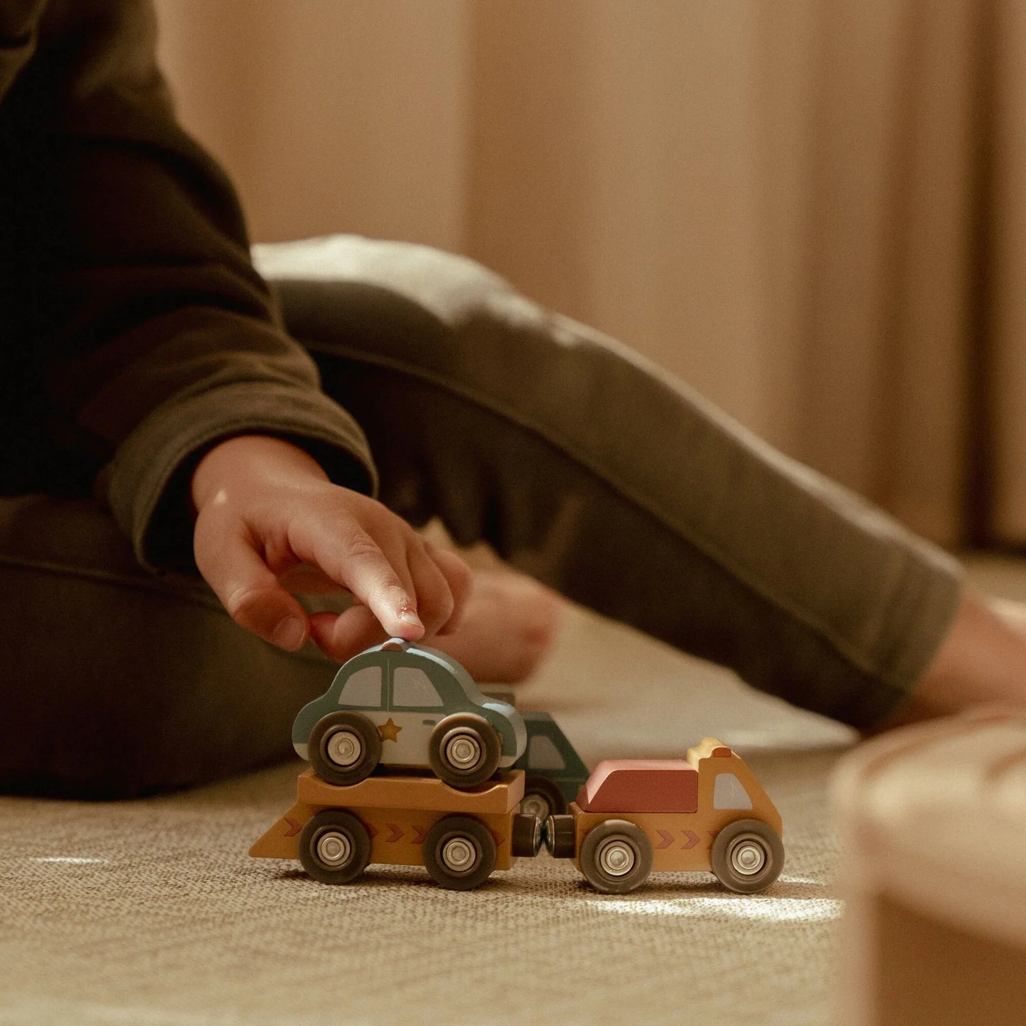 Wooden Vehicle Set - Image 5